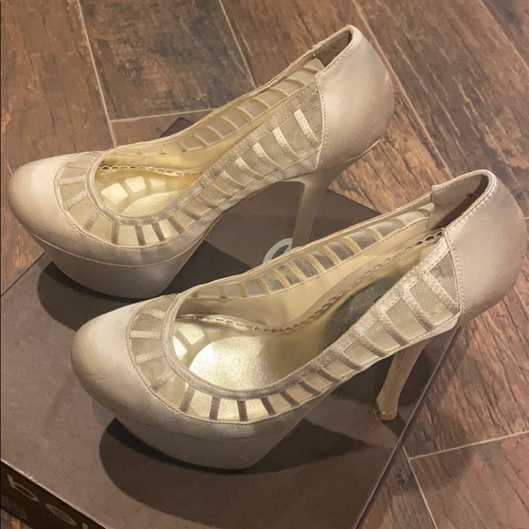 Bebe Shoe - Picture 2 of 4